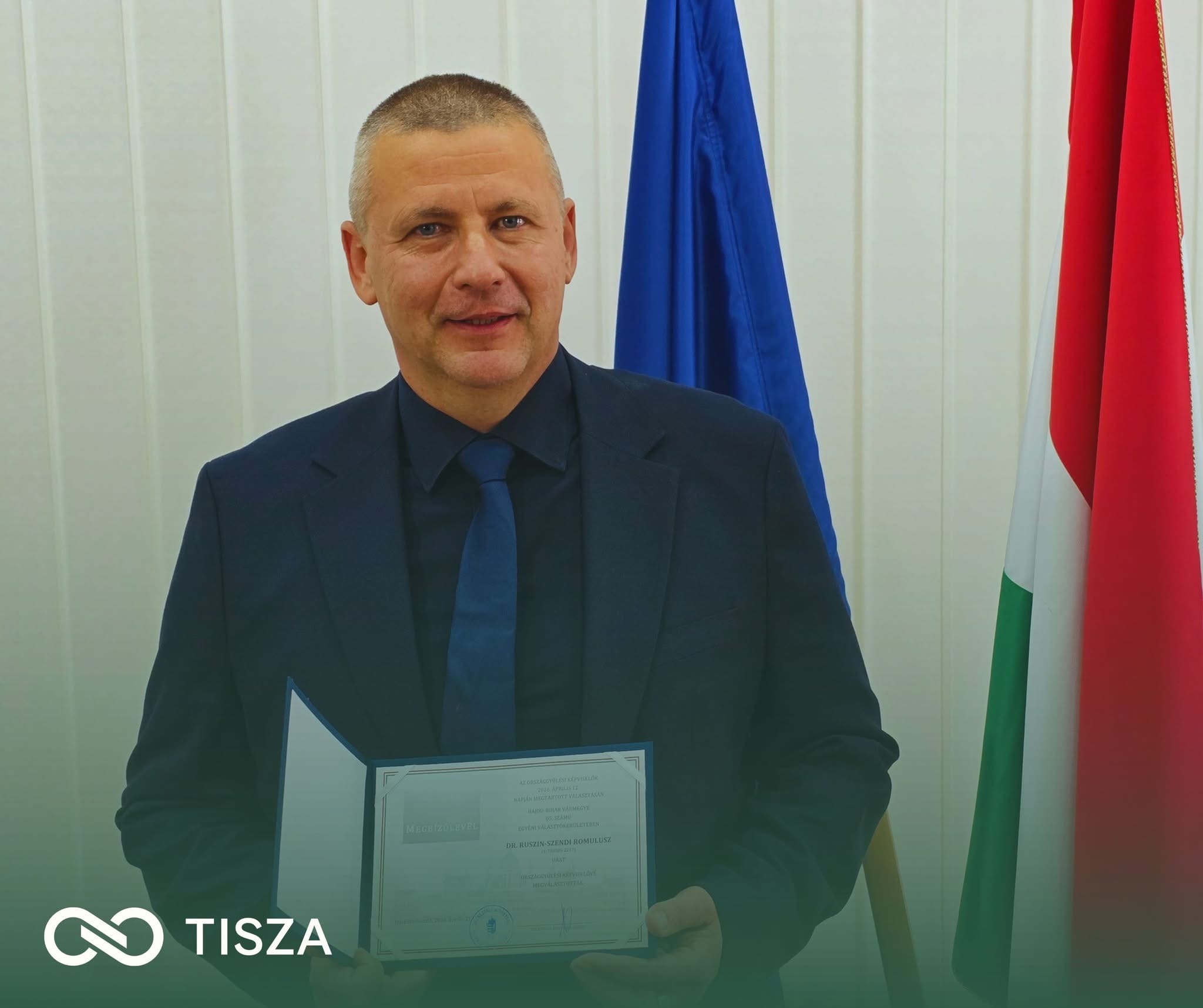 Átvette országgyűlési képviselői megbízólevelét Ruszin-Szendi Romulusz