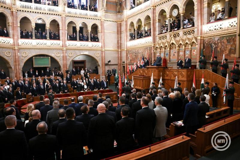 Az új Országgyűlés alakuló ülése