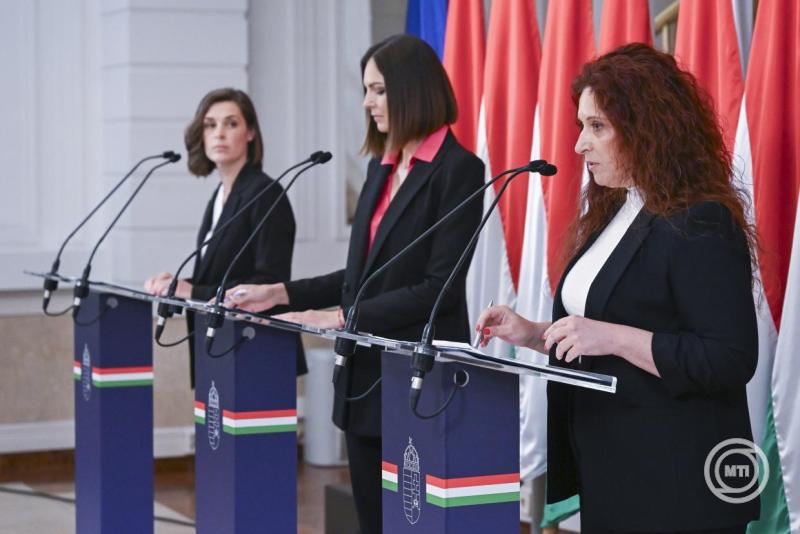 Kormányszóvivői sajtótájékoztató