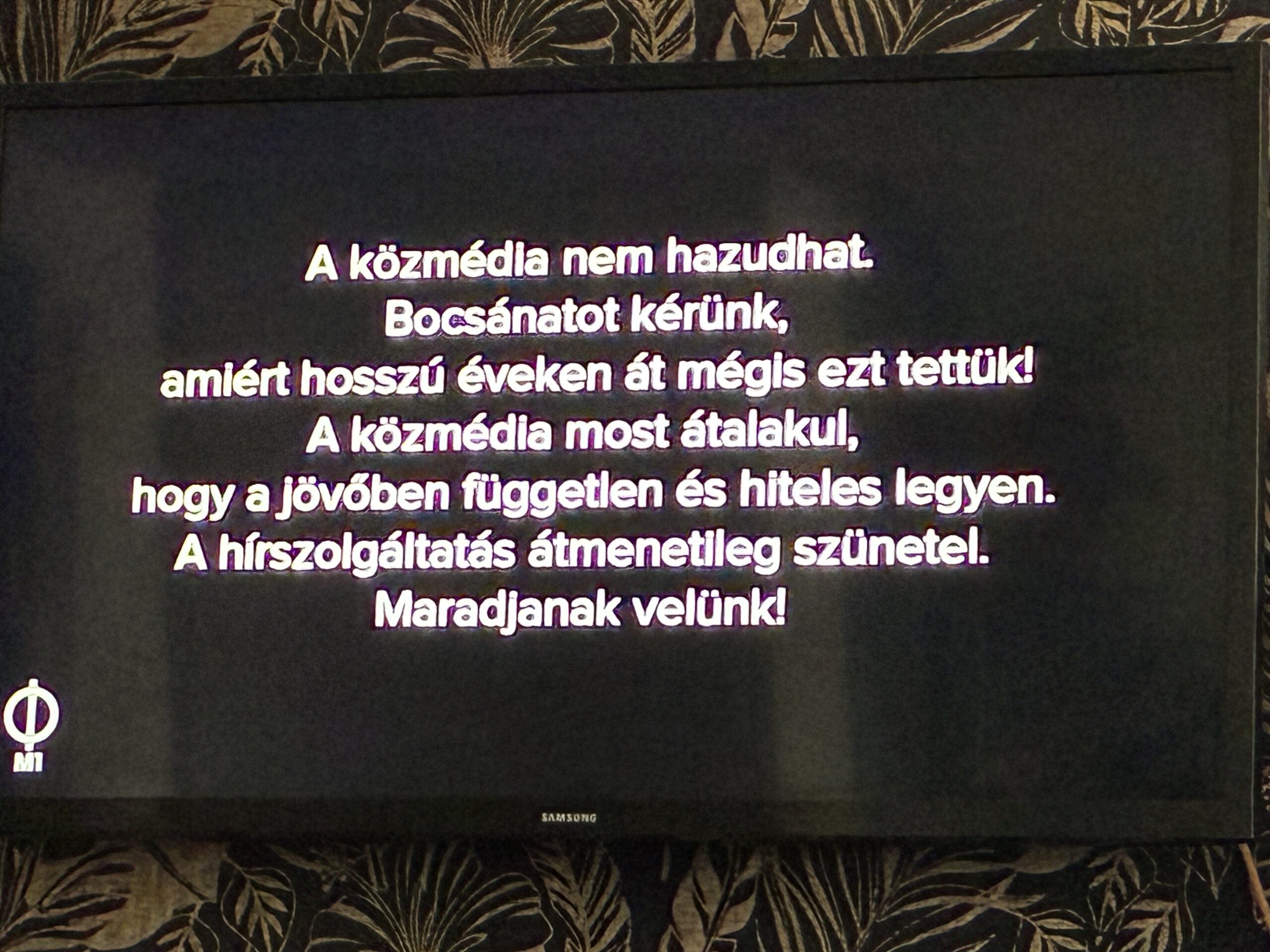 Felfüggesztették a közmédia hírszolgáltatását