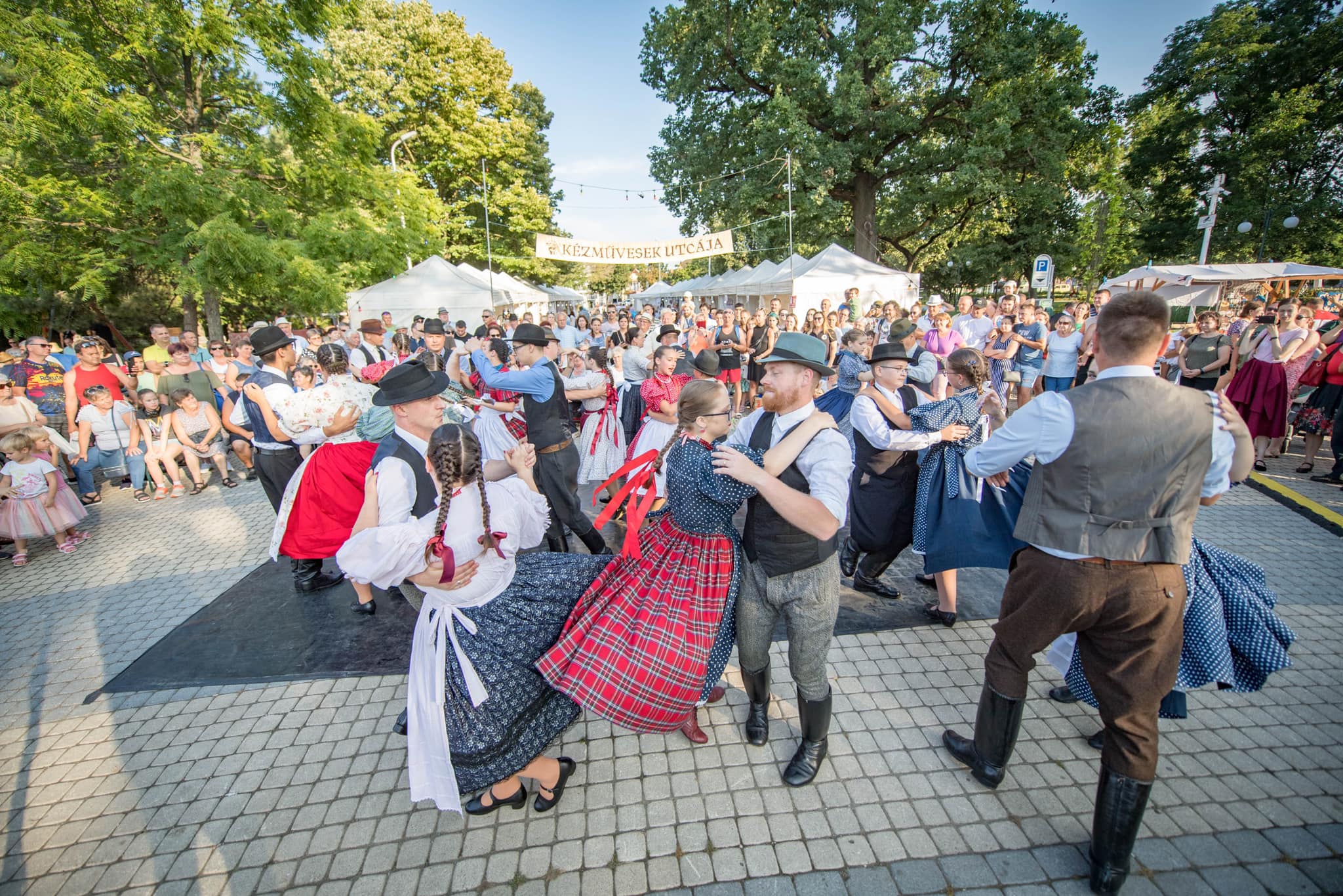 Harmincegyedik alkalommal várja a látogatókat a Szoboszlói Folkhétvége
